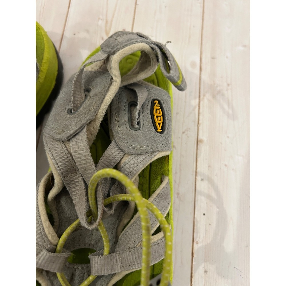 Keen Womens Waterproof Whisper Outdoor Hiking Gray Close Toe Sandals sz9 - Picture 7 of 7